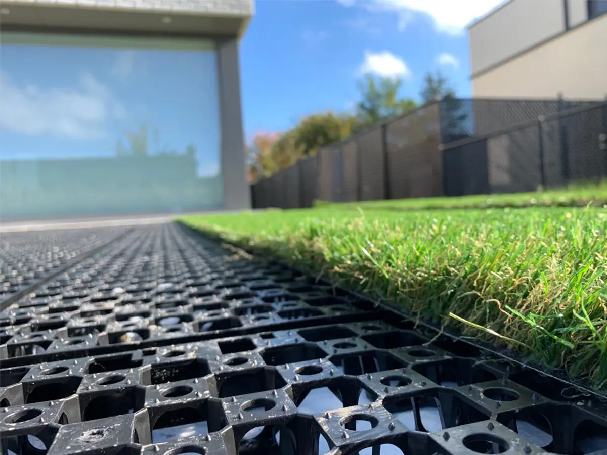 Drainbase Artificial Grass Tiles (1)
